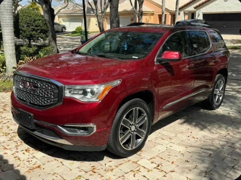 2018 GMC Acadia Denali