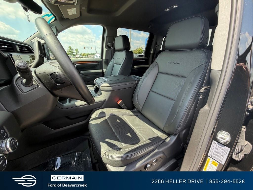 2025 GMC Sierra 2500HD Denali