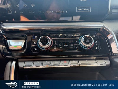 2025 GMC Sierra 2500HD Denali