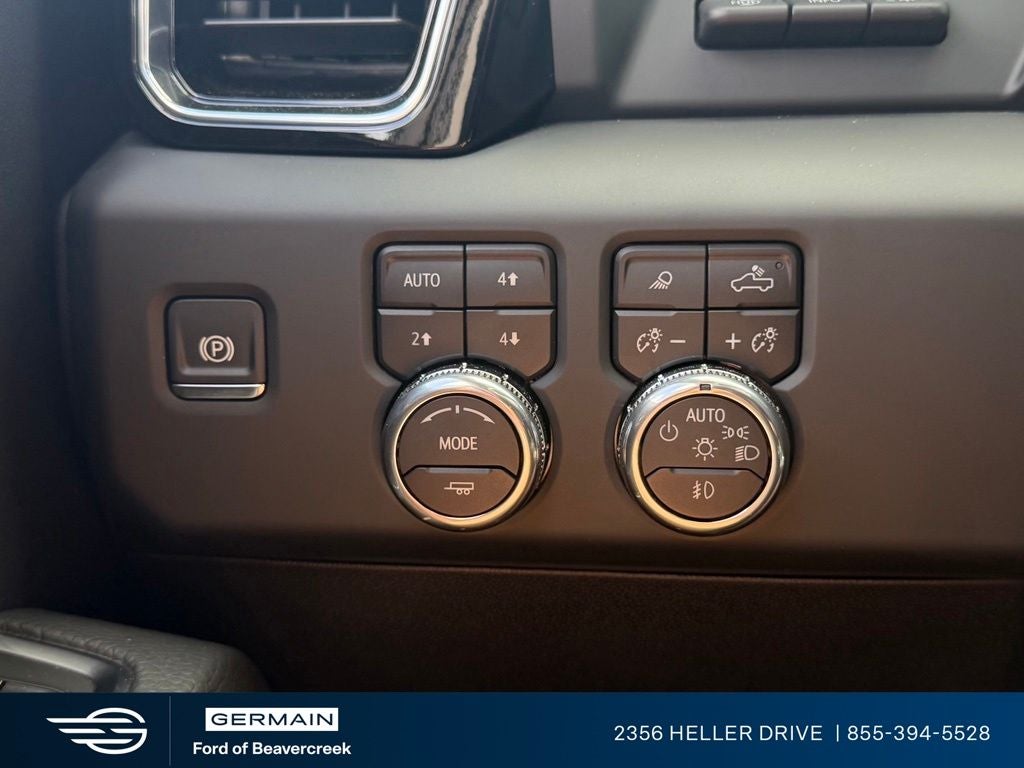 2025 GMC Sierra 2500HD Denali