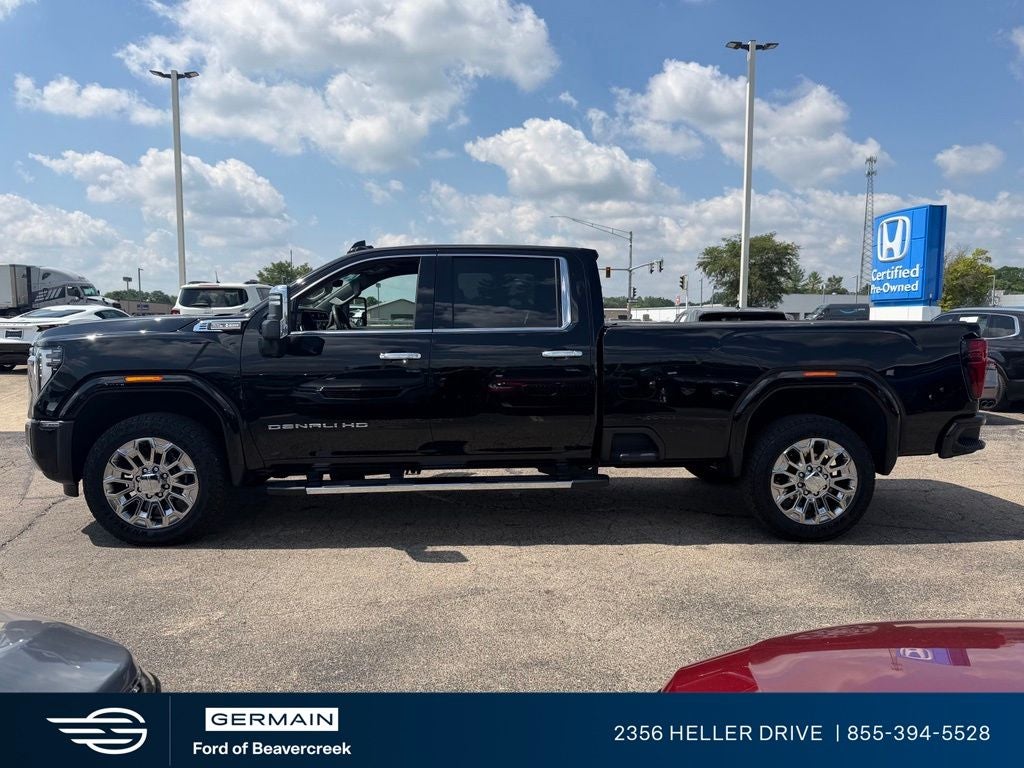 2025 GMC Sierra 2500HD Denali