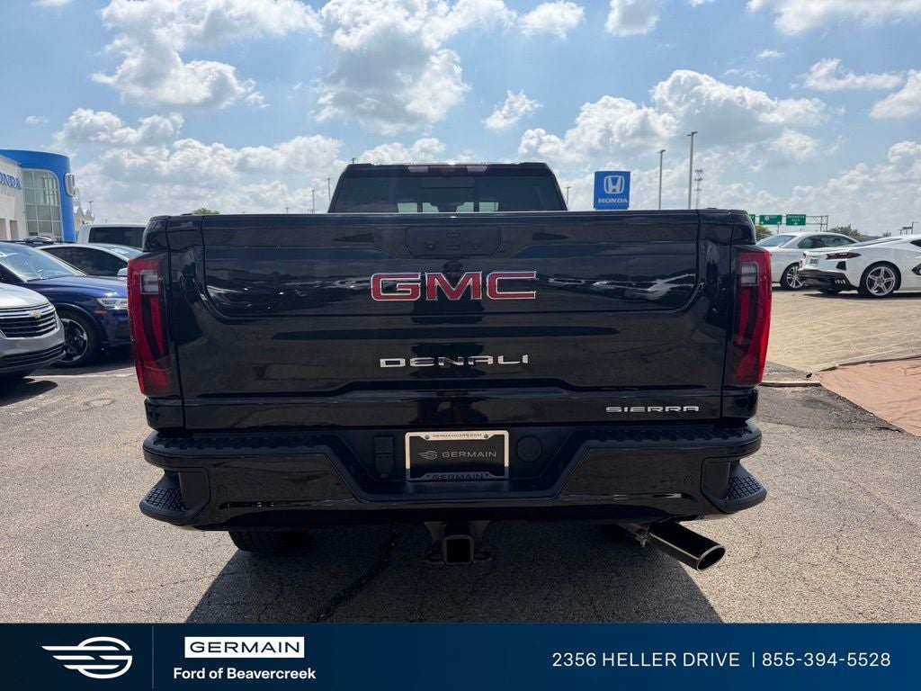 2025 GMC Sierra 2500HD Denali