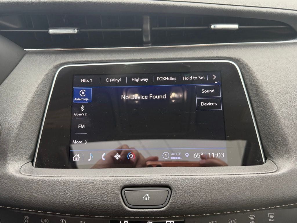 2023 Cadillac XT4 Luxury