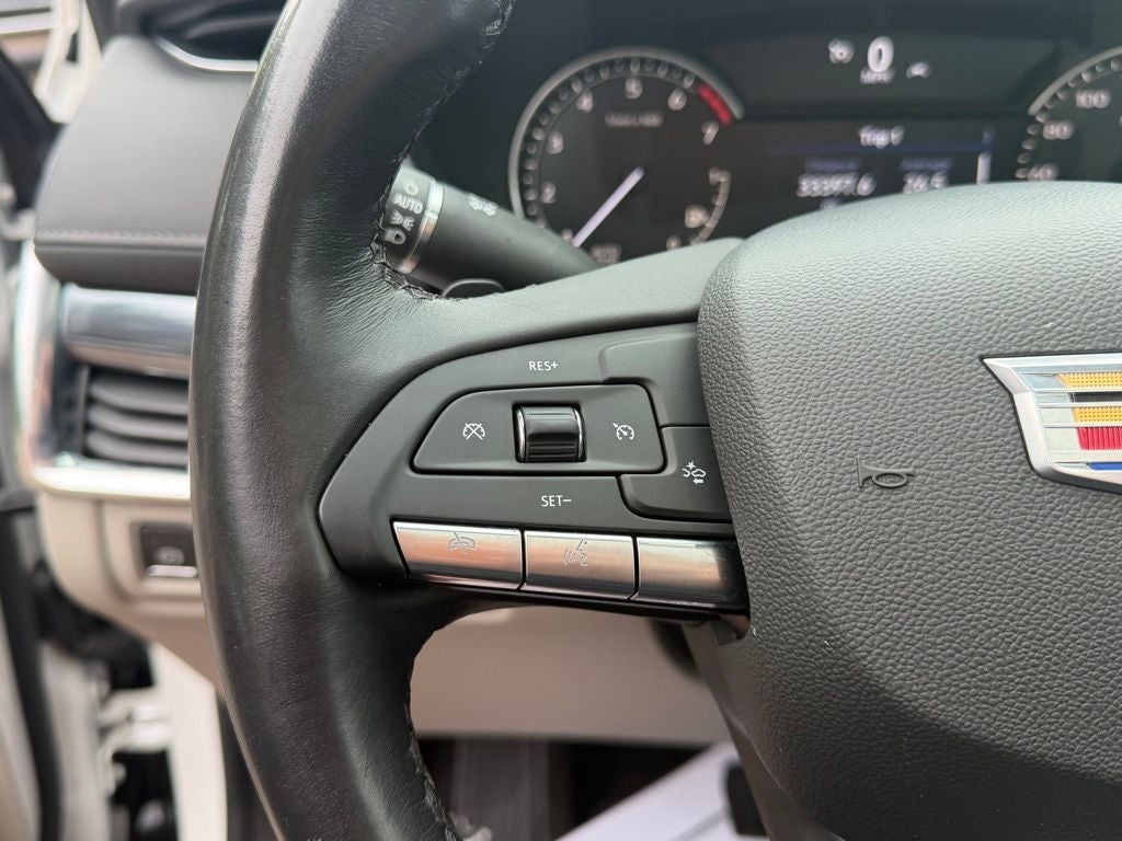 2023 Cadillac XT4 Luxury