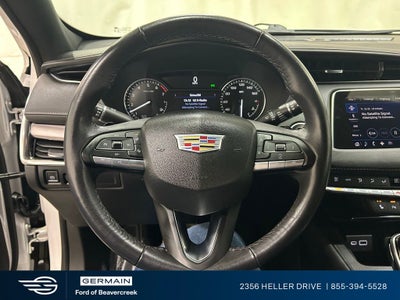 2022 Cadillac XT4 Luxury