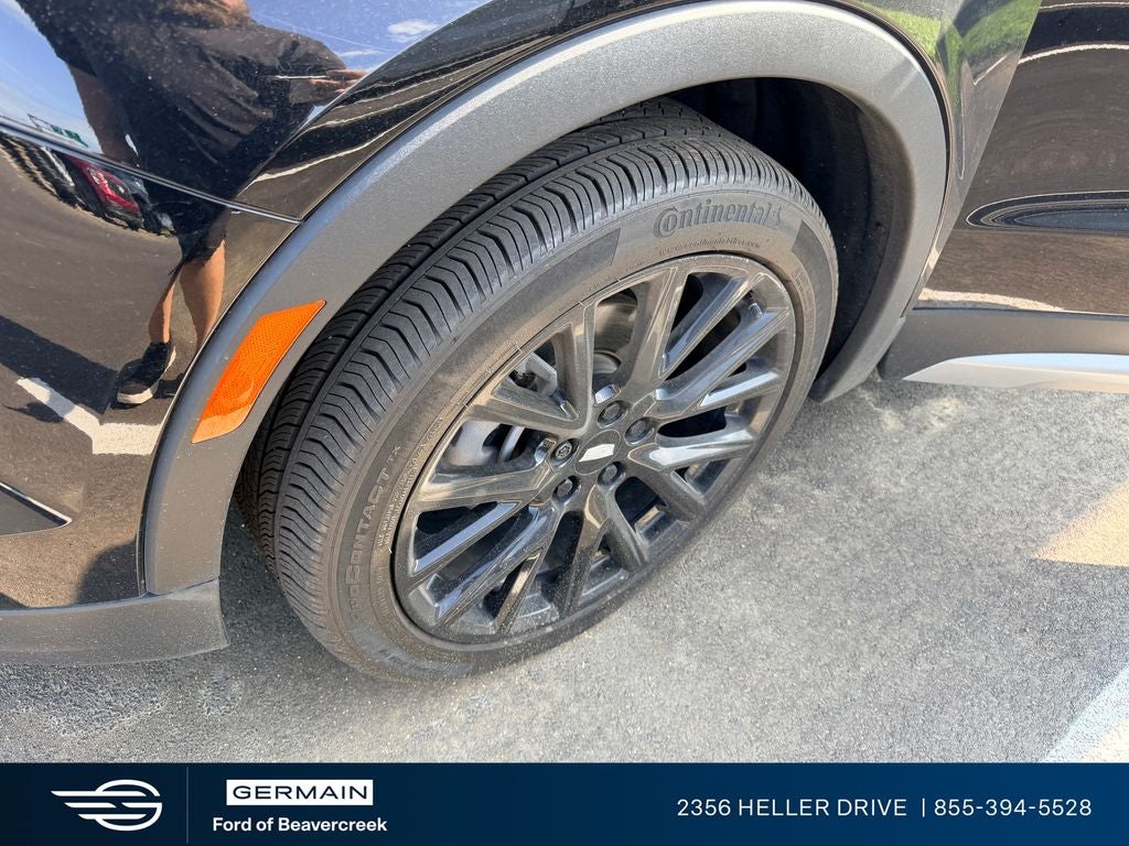 2023 Cadillac XT4 Premium Luxury