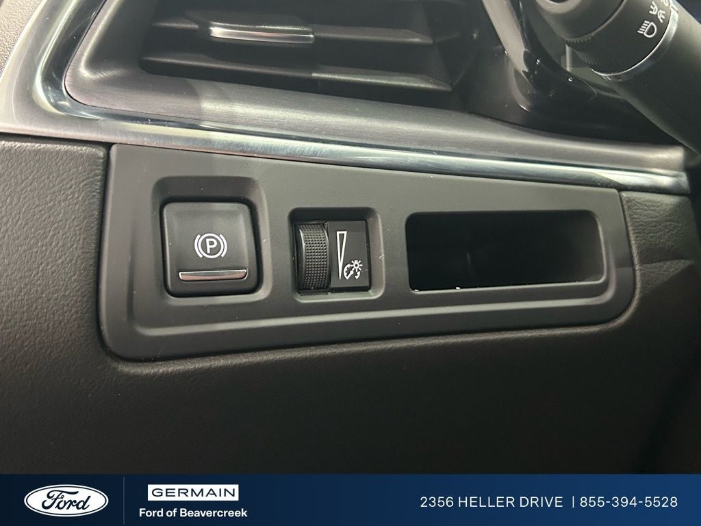 2023 Cadillac XT5 Luxury