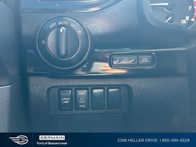 2023 Nissan Titan SV