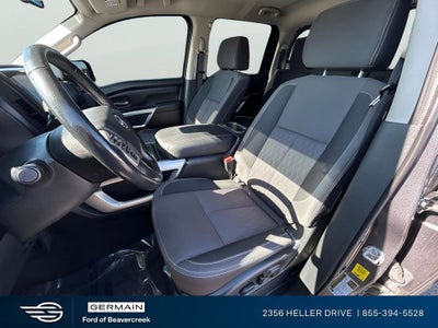 2023 Nissan Titan SV