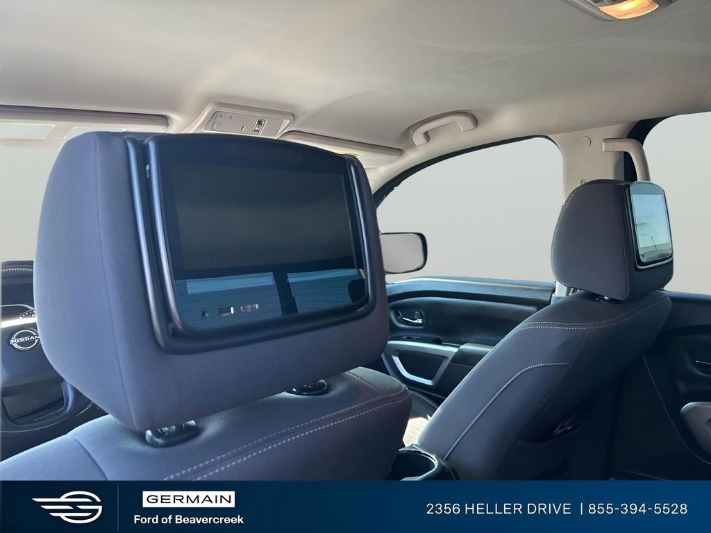 2023 Nissan Titan SV