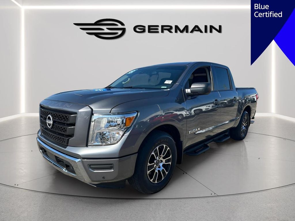 2023 Nissan Titan SV
