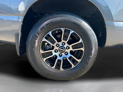 2023 Nissan Titan SV