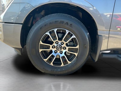 2023 Nissan Titan SV