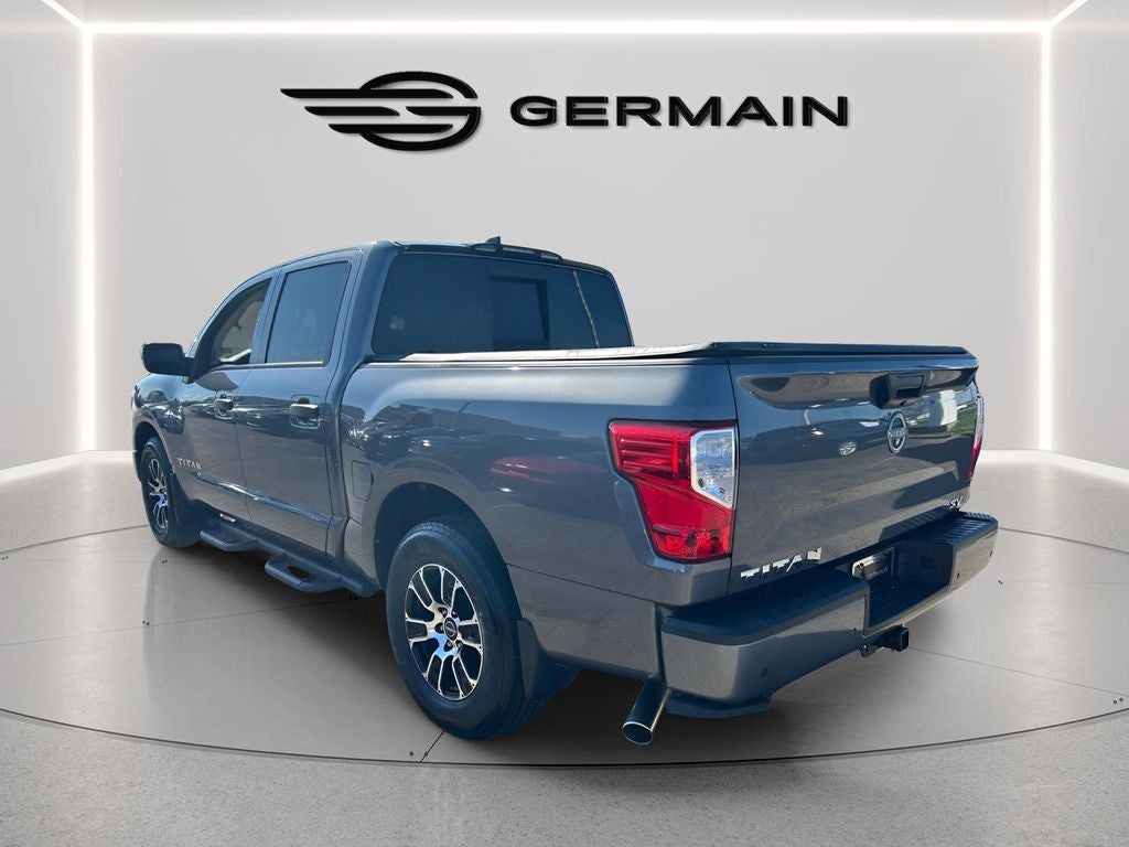2023 Nissan Titan SV