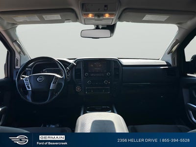 2023 Nissan Titan SV