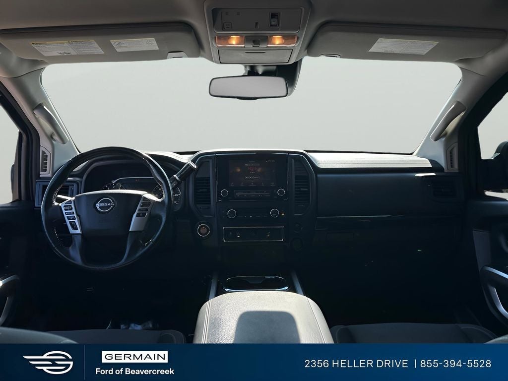 2023 Nissan Titan SV