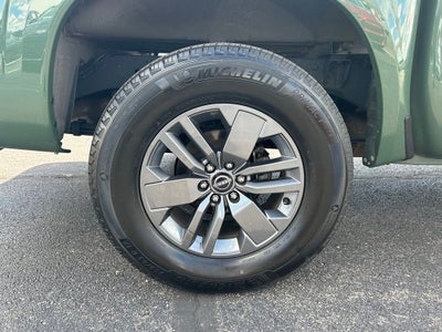 2025 Nissan Frontier SV