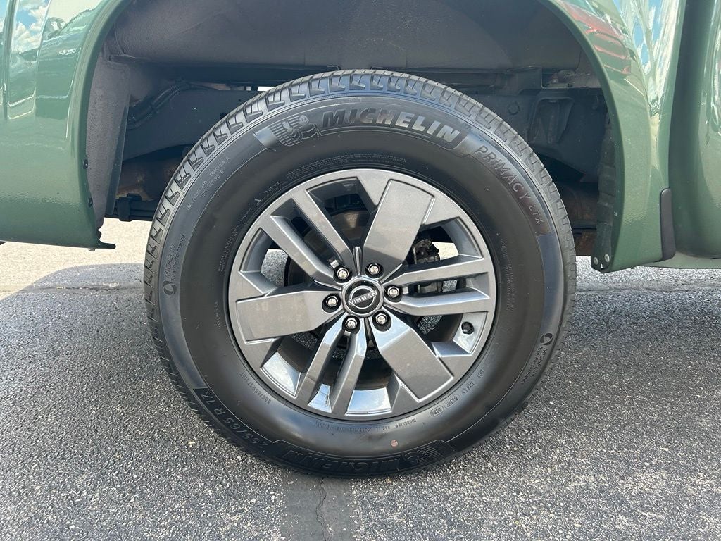 2025 Nissan Frontier SV