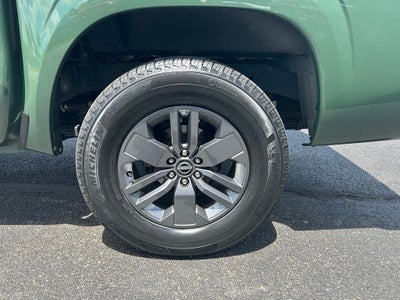 2025 Nissan Frontier SV