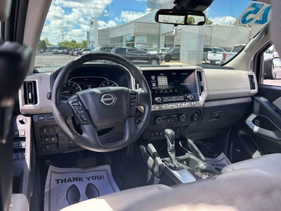 2025 Nissan Frontier SV
