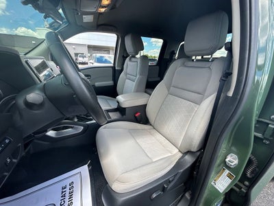 2025 Nissan Frontier SV