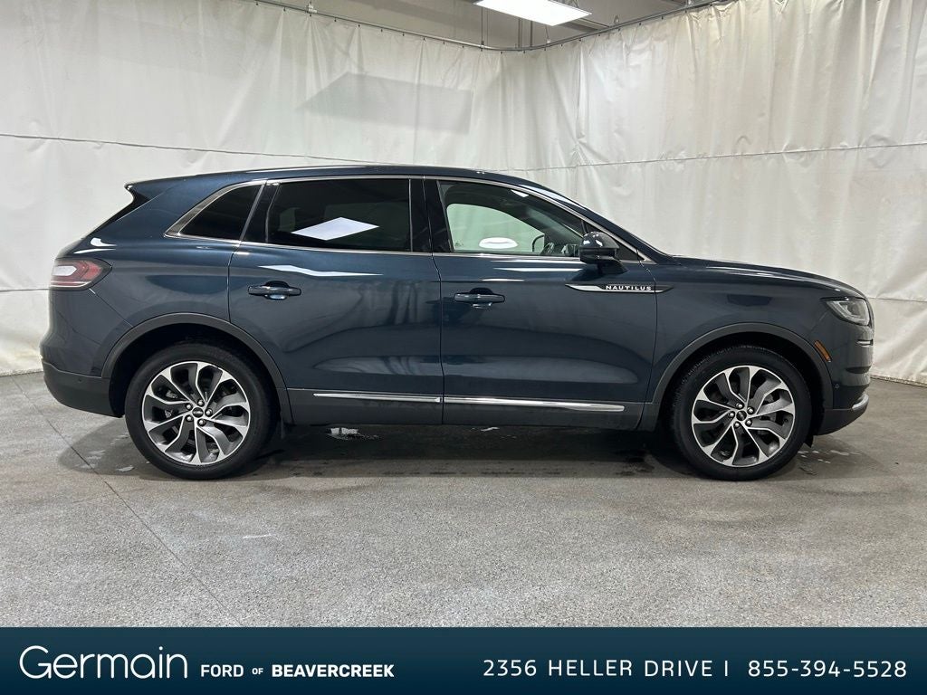 2022 Lincoln Nautilus Reserve