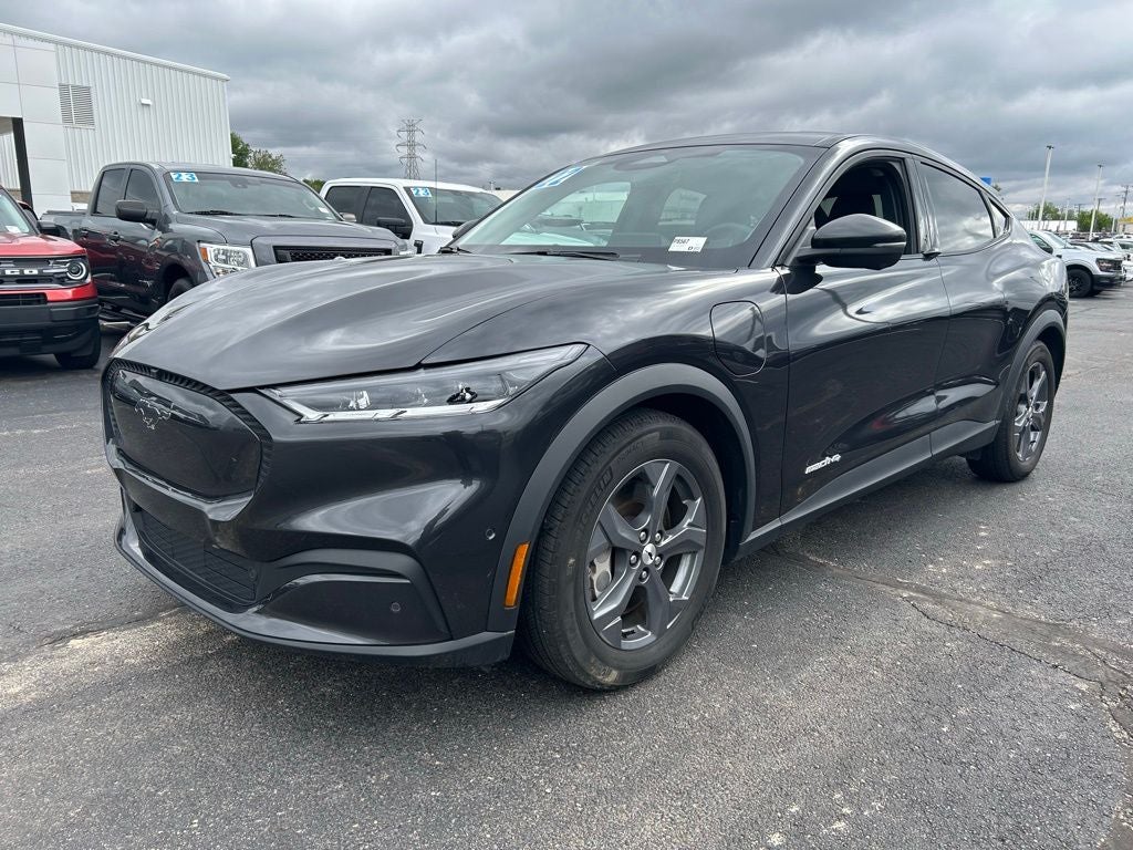 2022 Ford Mustang Mach-E Select