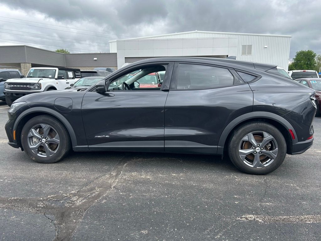 2022 Ford Mustang Mach-E Select