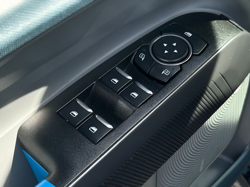 2025 Ford Maverick Lobo Standard