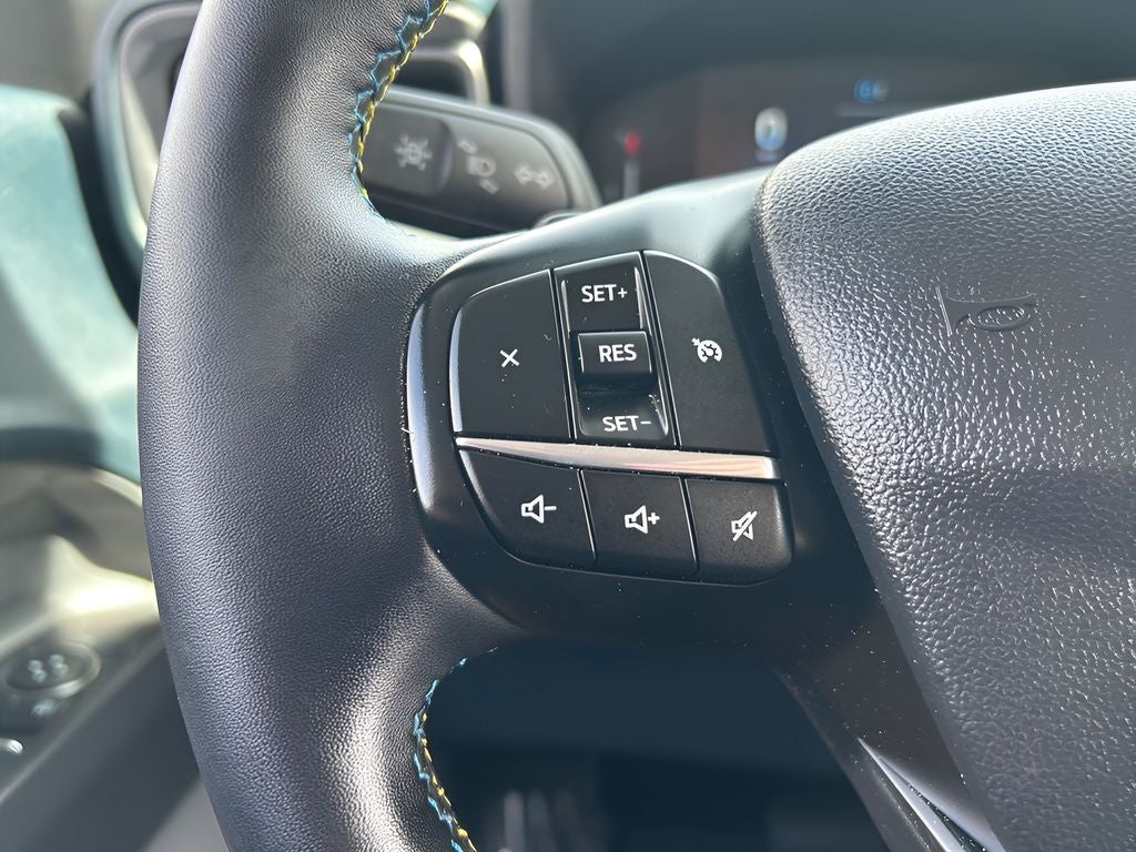 2025 Ford Maverick Lobo Standard