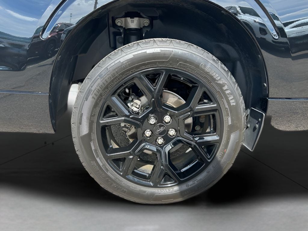 2025 Ford Maverick Lobo Standard
