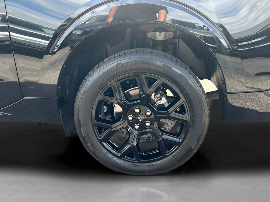 2025 Ford Maverick Lobo Standard