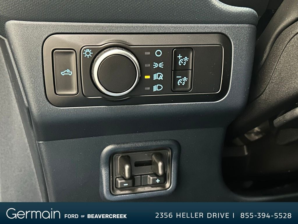 2025 Ford Maverick XL