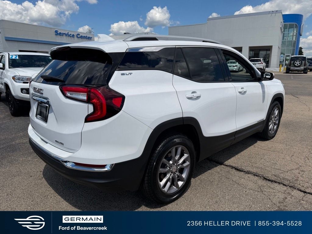 2024 GMC Terrain SLT