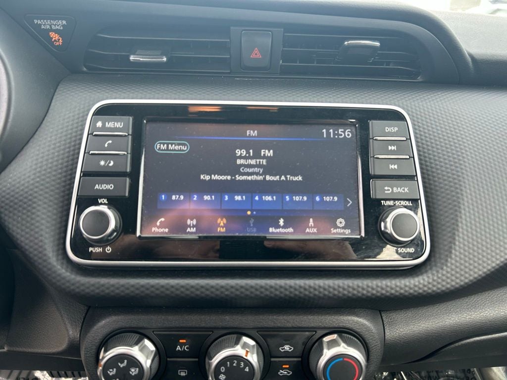 2024 Nissan Kicks S