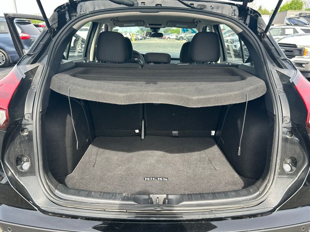 2024 Nissan Kicks S