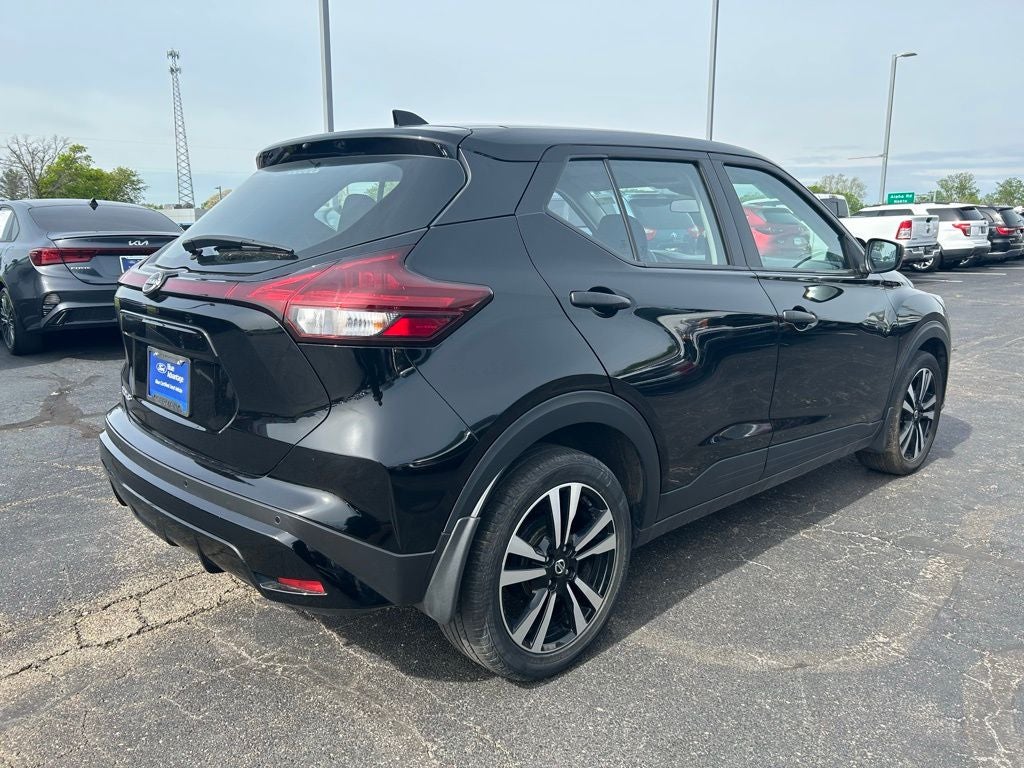 2024 Nissan Kicks S