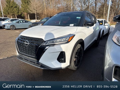2023 Nissan Kicks SR