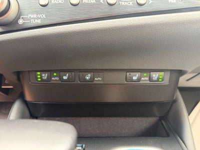 2025 Lexus ES 300h