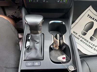 2025 Lexus ES 300h