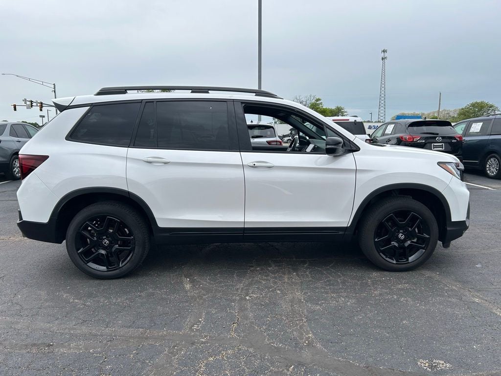 2024 Honda Passport Black Edition