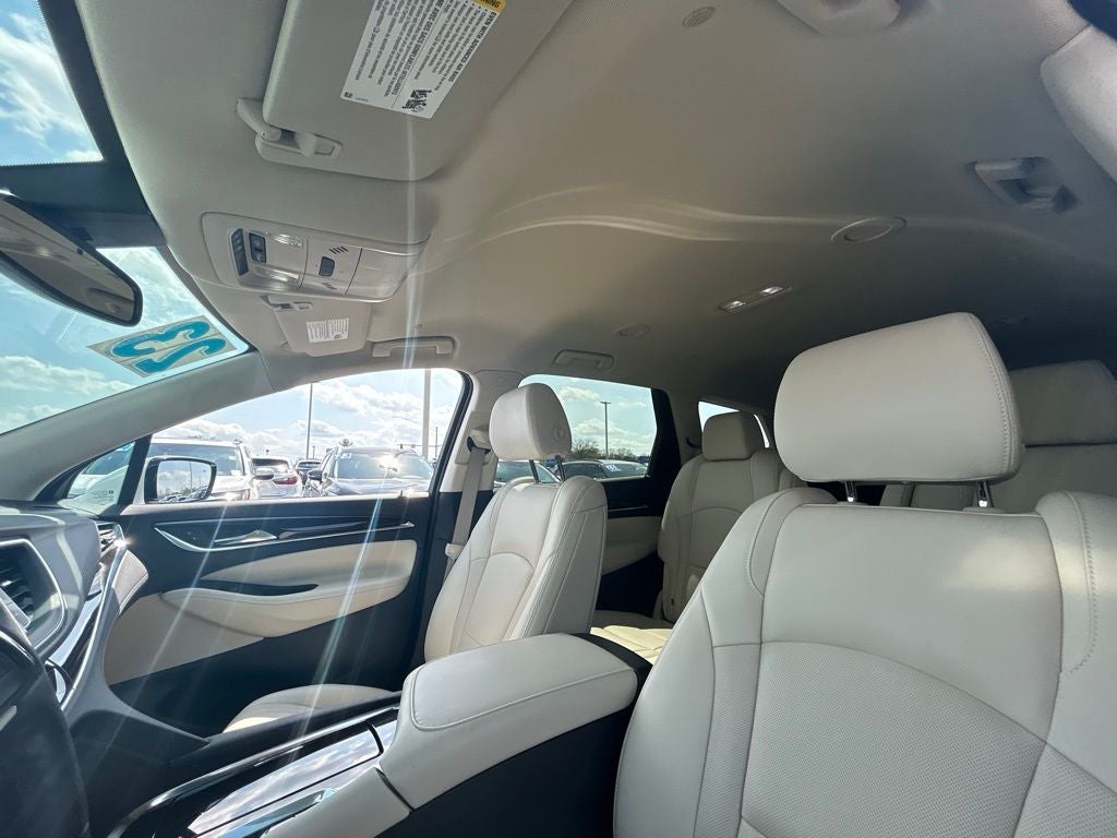 2023 Buick Enclave Essence