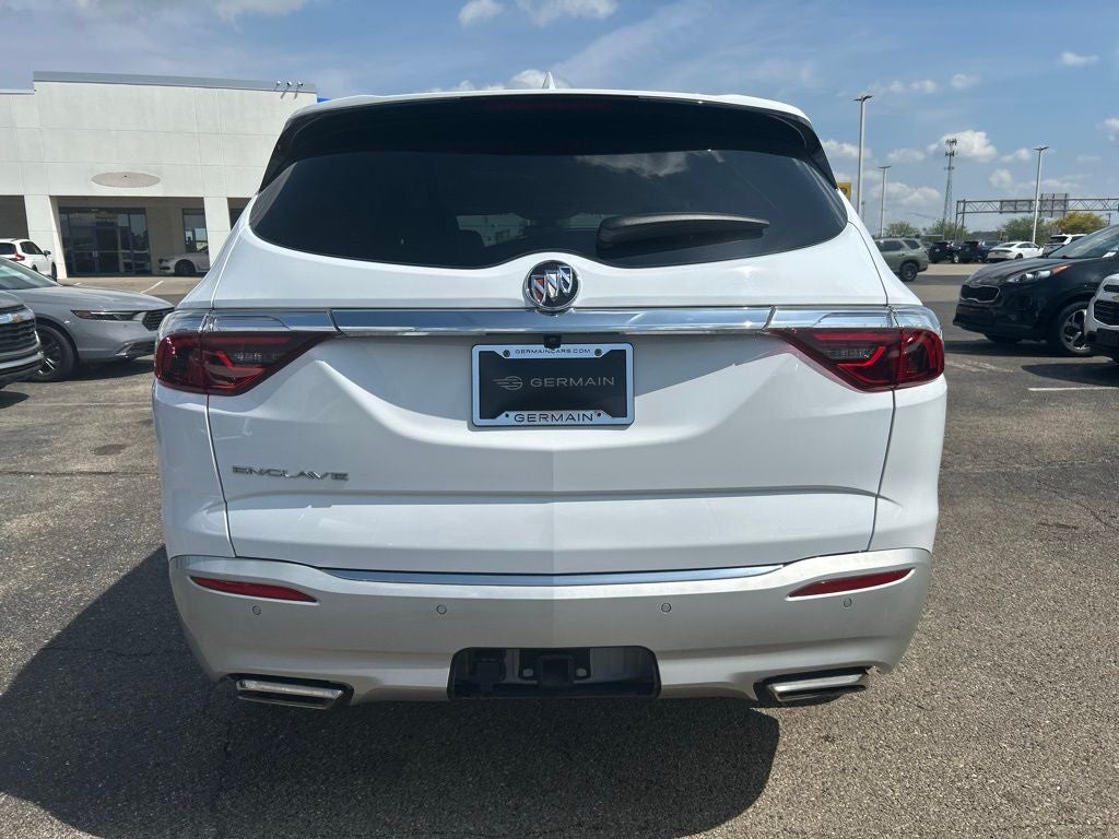 2023 Buick Enclave Essence