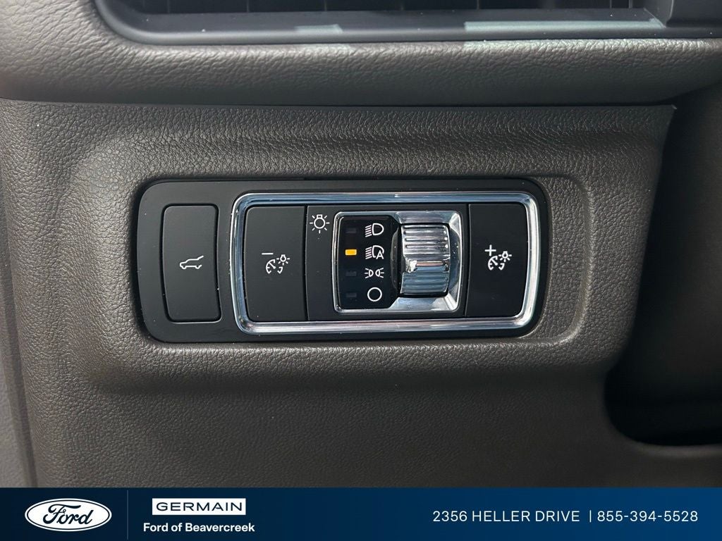 2023 Lincoln Corsair Standard