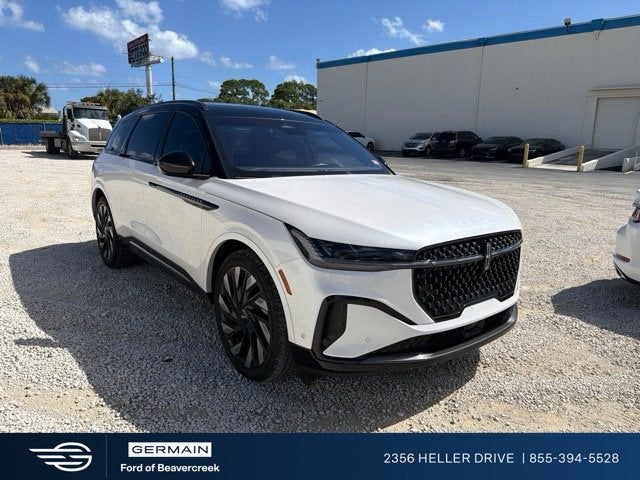 2022 Lincoln Navigator Black Label