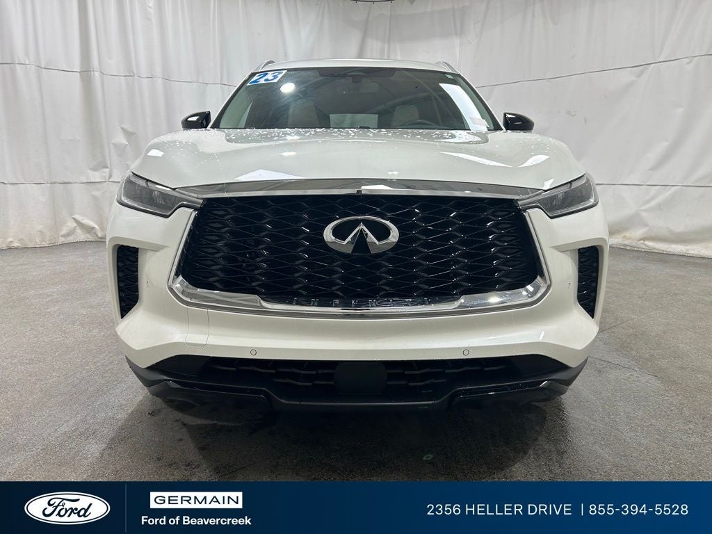 2023 INFINITI QX60 LUXE