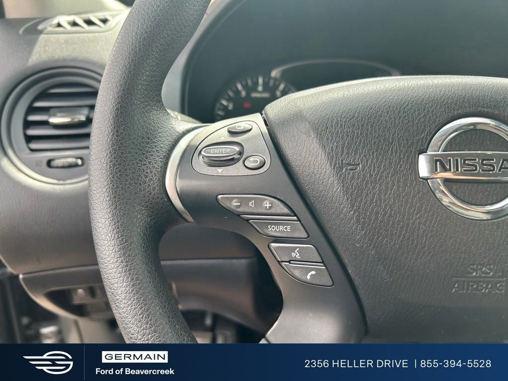 2020 Nissan Pathfinder S