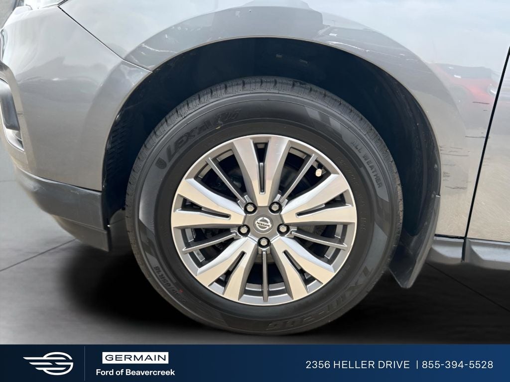 2020 Nissan Pathfinder S