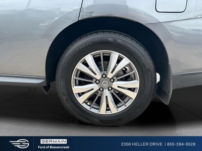 2020 Nissan Pathfinder S