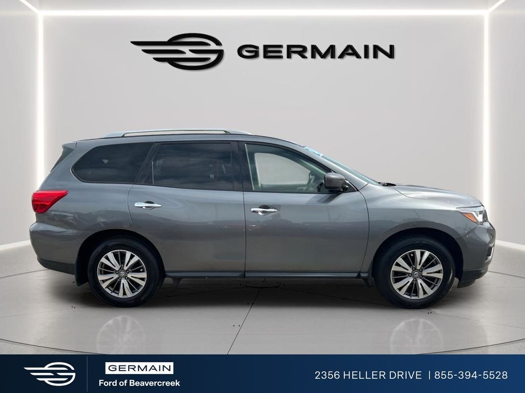 2020 Nissan Pathfinder S